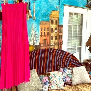 Beautiful Maxi skirt size S